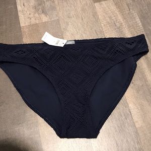 Aerie bikini bottoms navy crochet size S NWT